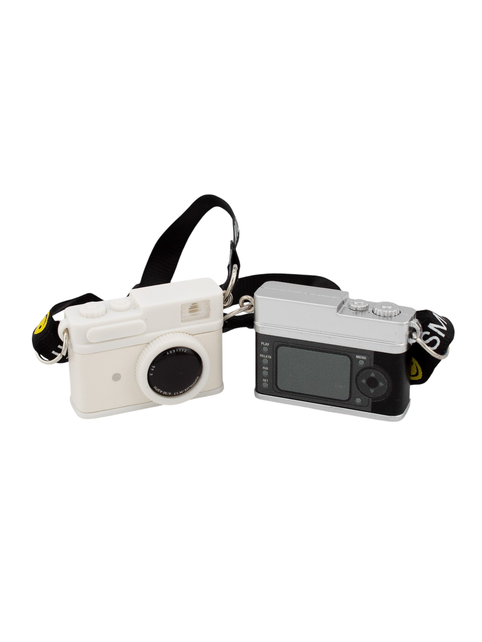 BubuClick Camera – Miniature Camera Accessory for Labubu – Living