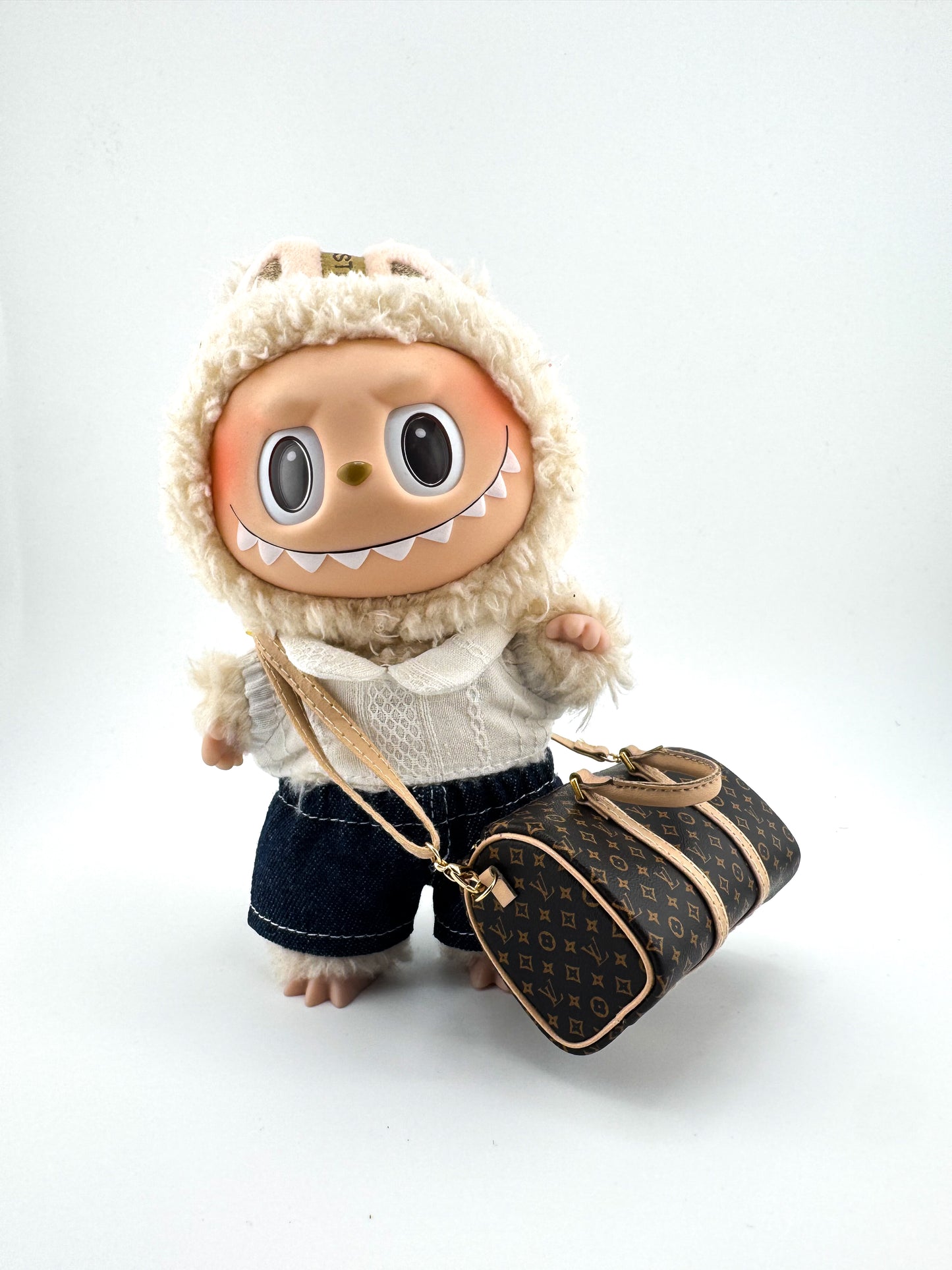 Labubu Duffle Bag – Miniature Travel Bag for Pop Mart Dolls
